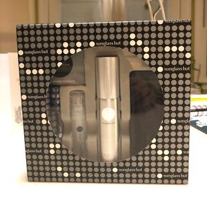 Sunglass Hut At-Home &Travel Gift Set